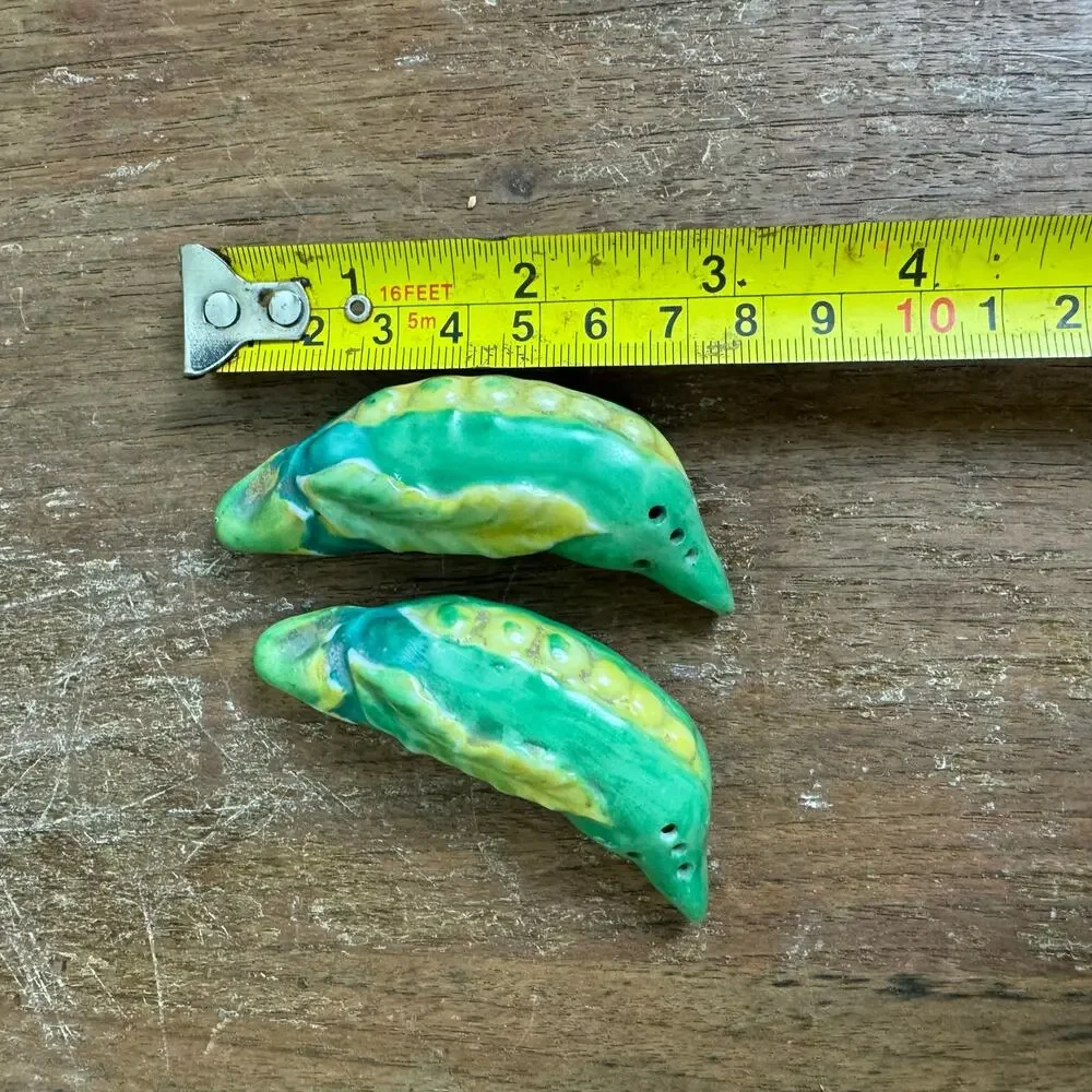 Vintage Japan Porcelain corn salt and pepper‎ shakers Cork stoppers
